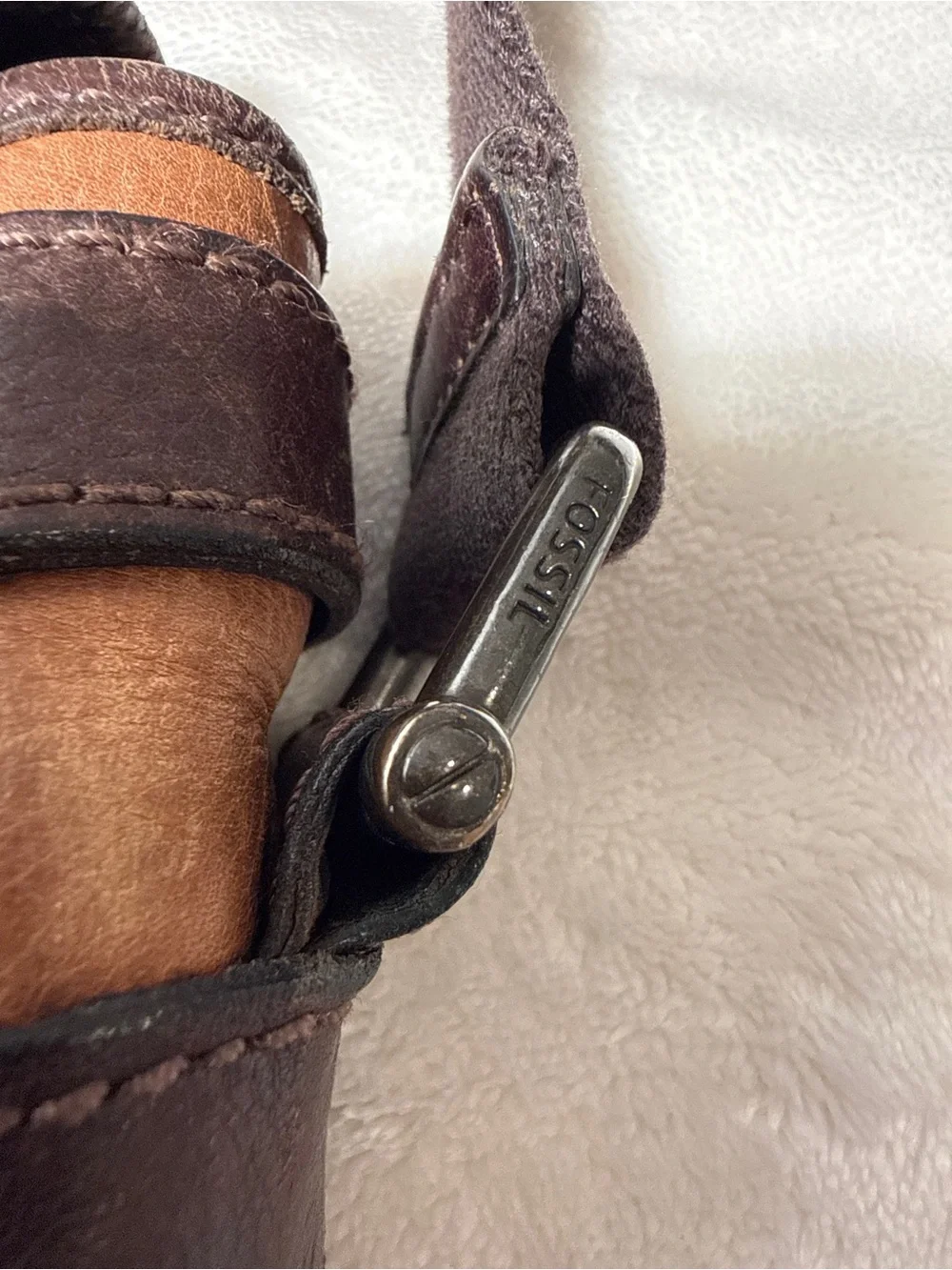Fossil Vintage Distressed Leather Messenger Bag - Cognac Brown - Fits 15